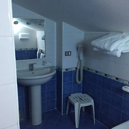 Отель Marina 3*