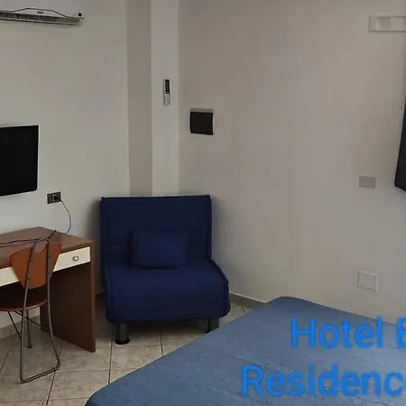 Marina Hotel