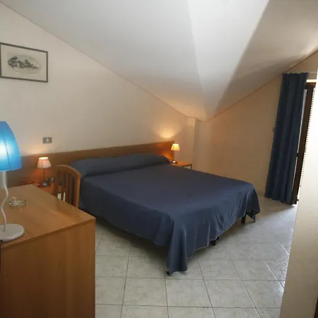 Marina Hotel